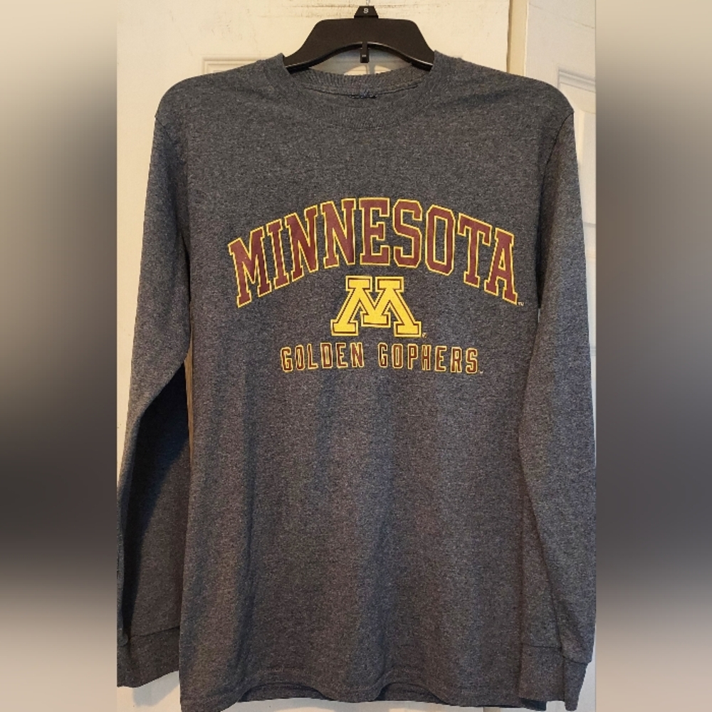 Minnesota Golden Gophers Adult Small Gray Long Sleeve Shirt READ